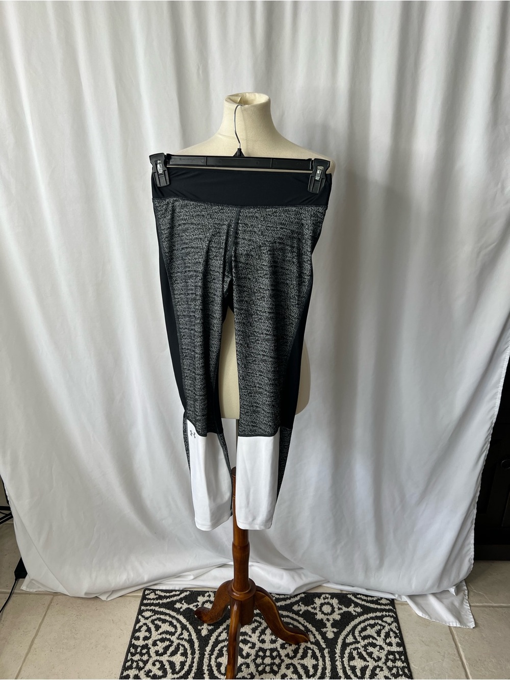 Under Armour HeatGear Compression Leggings Gray/Black/White Colorblock